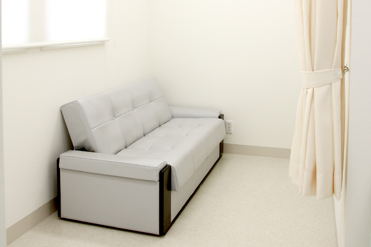 感染症専用のお部屋の様子02